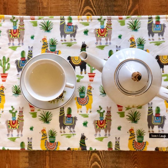 FOUR Handmade Reversible Placemats: Llamas 🦙&🌵 - Picture 6 of 6